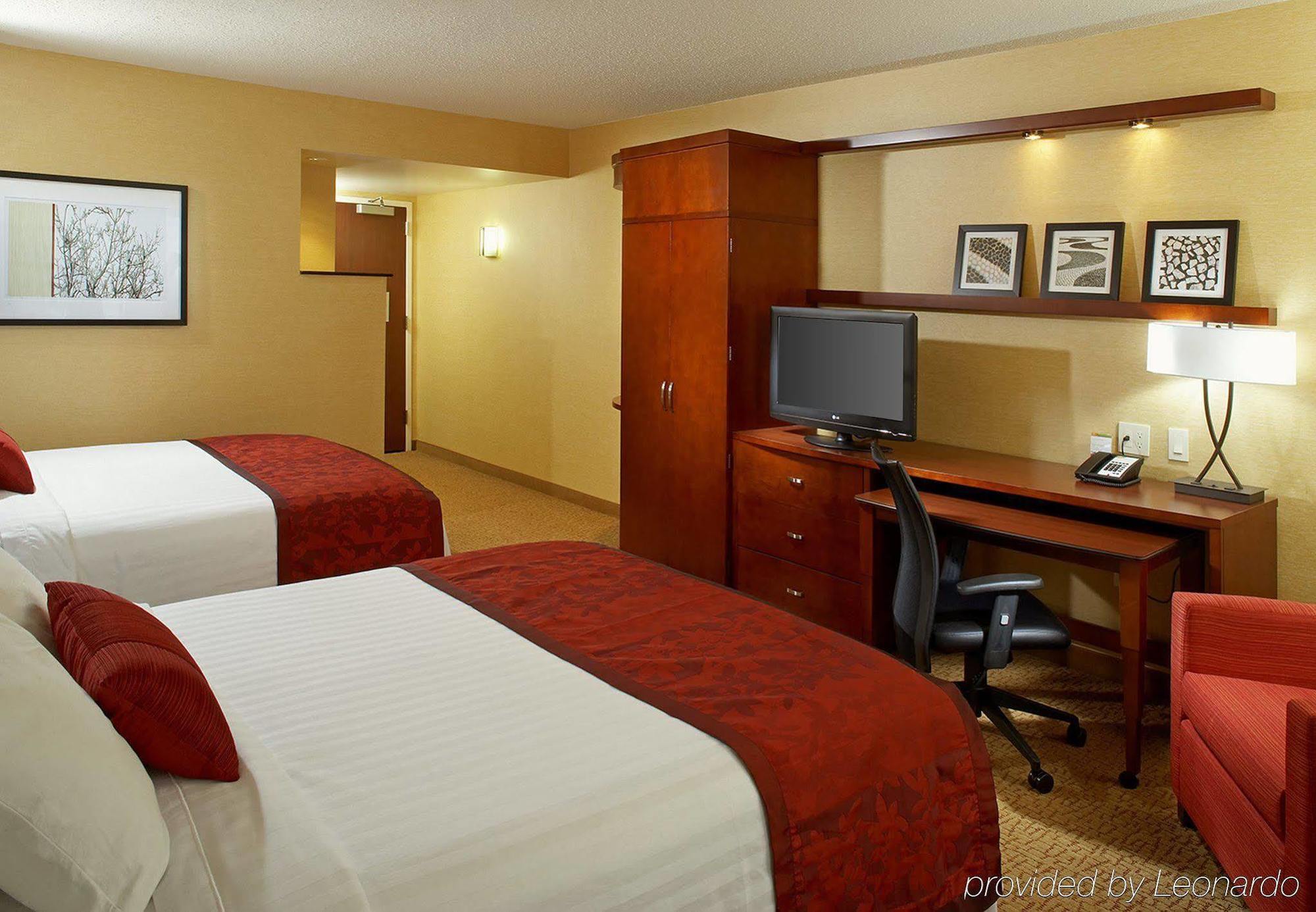 Courtyard Pittsburgh Settlers Ridge/Robinson Township Hotel Imperial Ruang foto