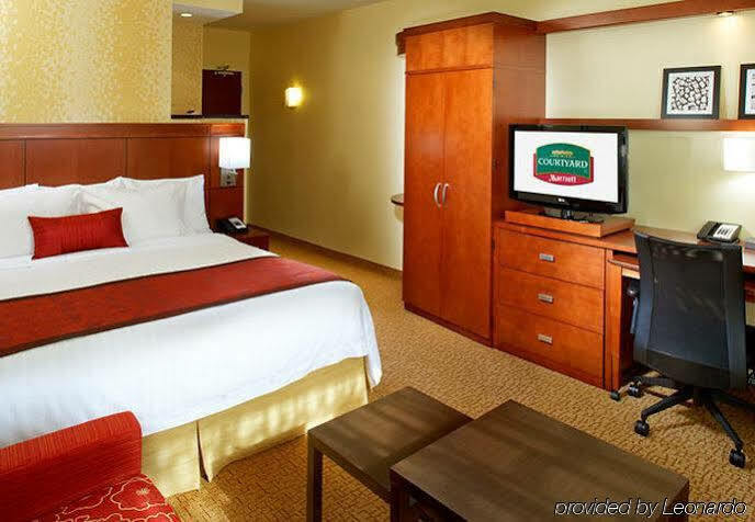 Courtyard Pittsburgh Settlers Ridge/Robinson Township Hotel Imperial Bagian luar foto